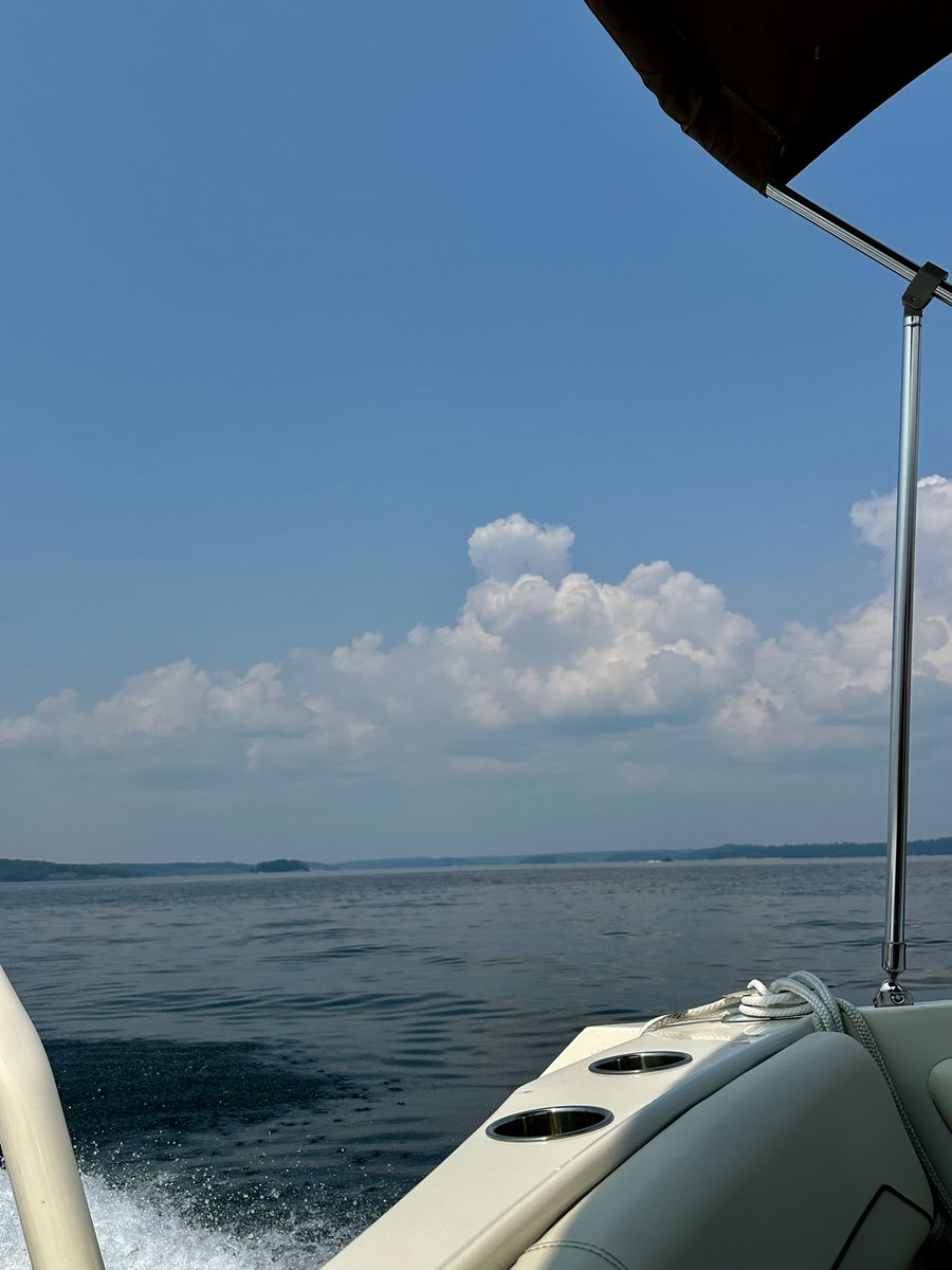 Alex V (@thisisalexv69) on Twitter photo 