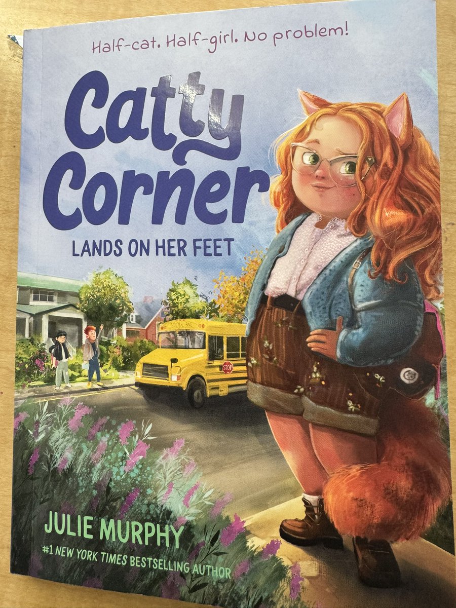 d_ijk_stra's tweet image. 오늘은 별이와 Catty Corner 그리기 대회를 했습니다. 그런데 이 책은 볼 때마다 고양이귀를 갖고 있는 주인공이 안경을 도대체 어디에 거는 것인지 의문입니다. #별이육아 #별이그림 #내가그림