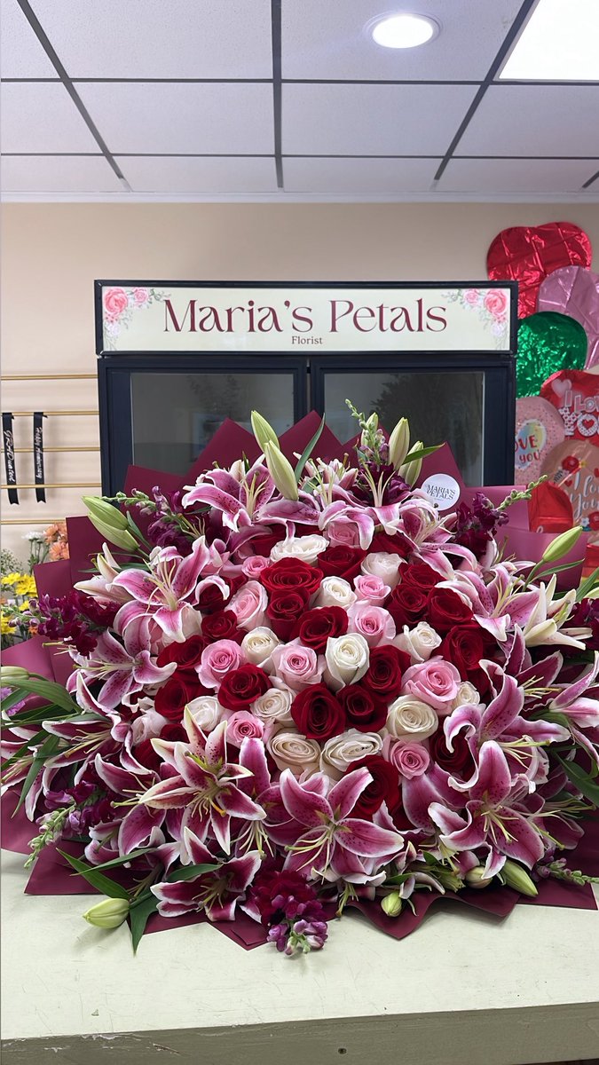 _thepetalpusha_'s tweet photo. On today’s episode of “if he wanted to he would” 😮‍💨🥰

100 stems with lilies 
-

Best florals in town 
Pick up + Delivery available

https://t.co/O19YgxYMfG
585.355.4033
968 s Clinton Ave Rochester ny 14620

Order with us today!

#rochesterflorist #rosesandlilies https://t.co/Ze2eNJPVxY