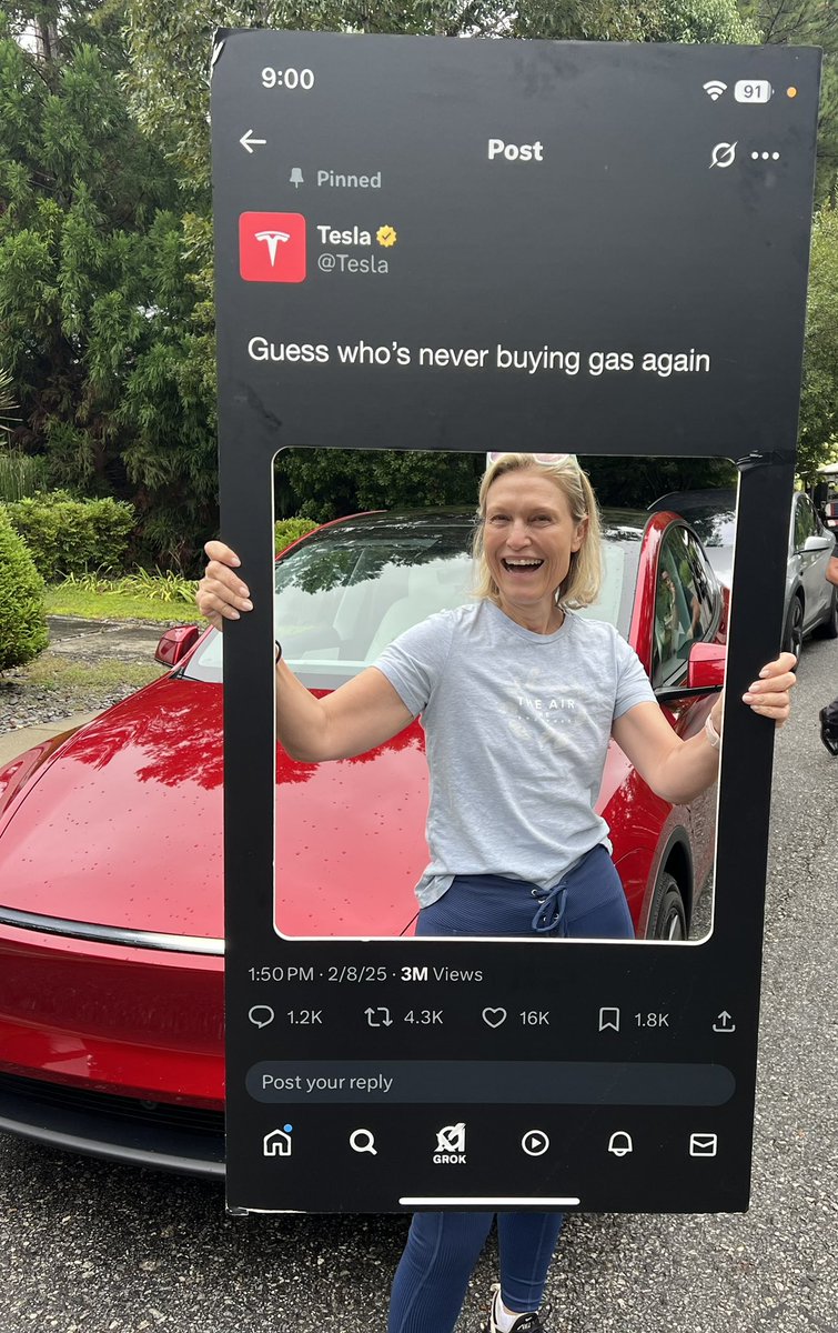 ToscaMusk's tweet image. Got my new baby today. She’s so pretty.