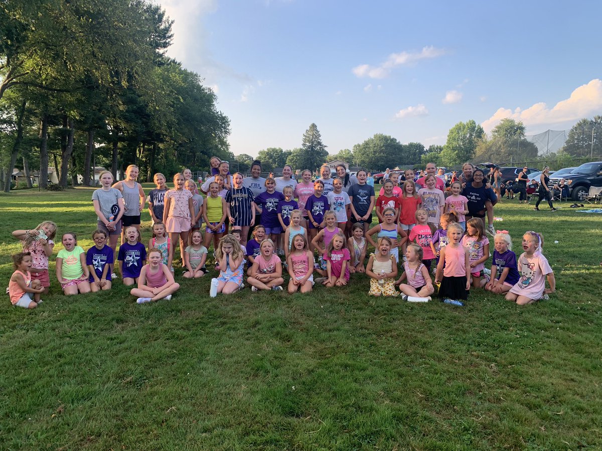 FairlessCheer's tweet image. SO much fun with our youth tonight 💙🏈