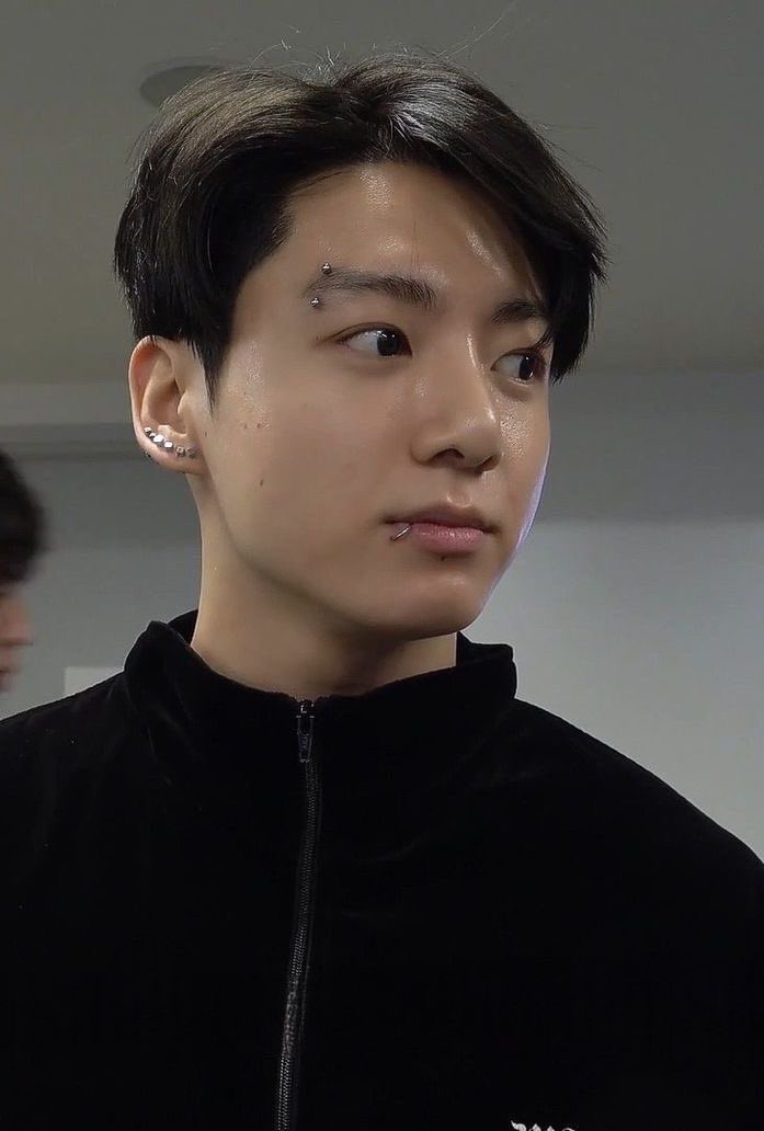jungkook pics ♥︎ tweet media