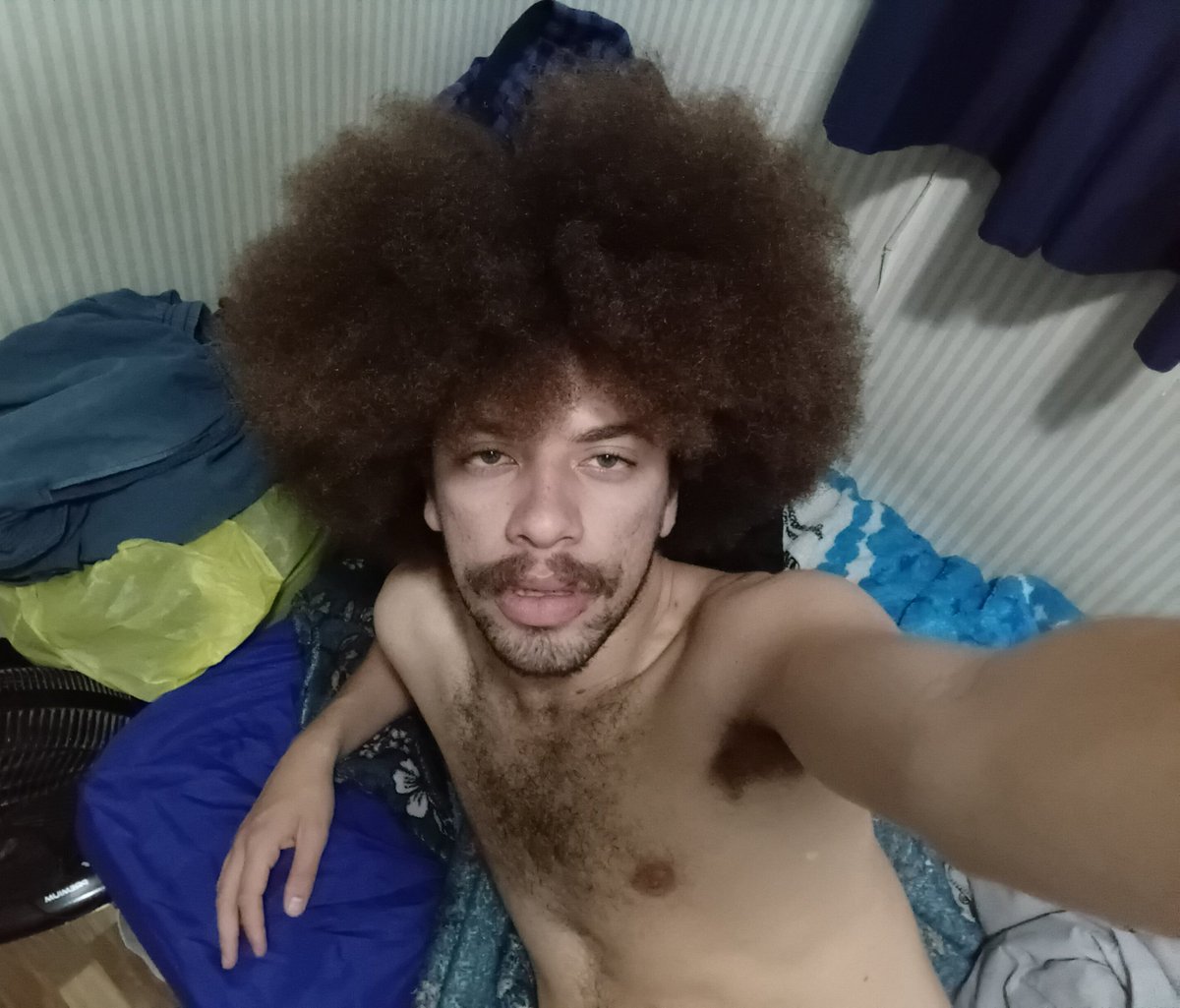lillolewp's tweet photo. serving bi hairy latin boy material excuse me ok no shay ! https://t.co/kMQSn11opV