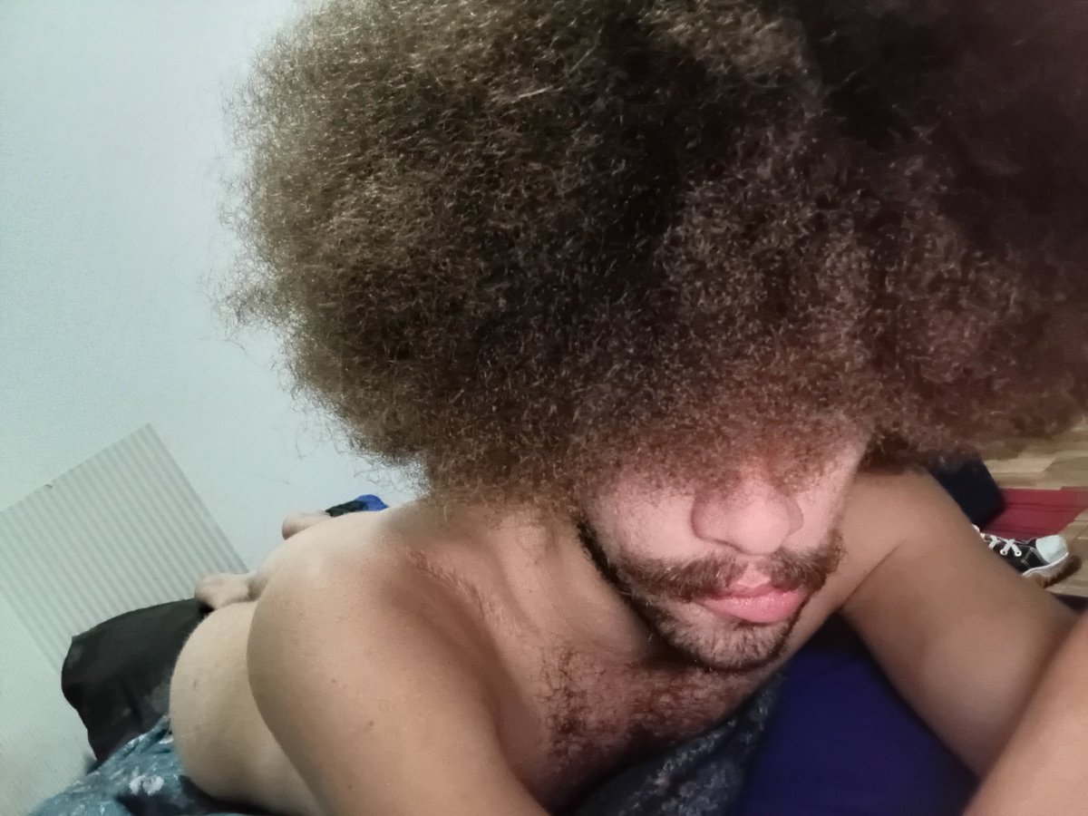 lillolewp's tweet photo. serving bi hairy latin boy material excuse me ok no shay ! https://t.co/kMQSn11opV