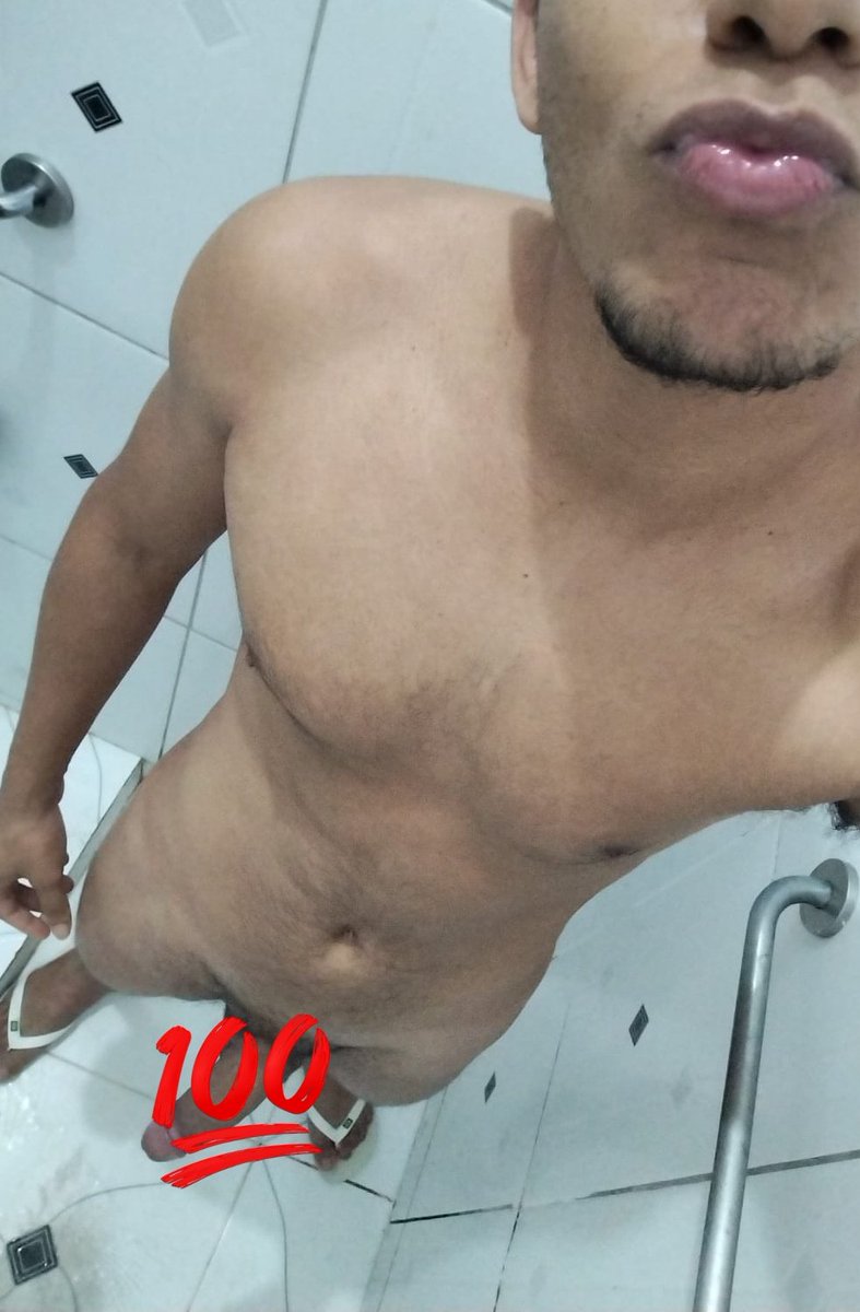 elivelthunder's tweet photo. A la ducha?
To the shower?
Pro chuveiro? 
RT https://t.co/1kxktiHkB4