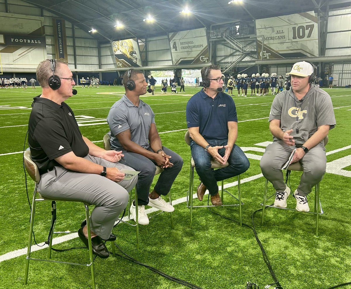 Thanks to <a href="/GeorgiaTechFB/">Georgia Tech Football</a> for the support in today’s <a href="/accnetwork/">ACC Network</a> 🏈 road trip. <a href="/TomLuginbill/">Tom Luginbill 🇺🇸 🏈</a> <a href="/RoddyJones20/">Roddy Jones</a> <a href="/CoachBrentKeyGT/">Coach Brent Key</a>