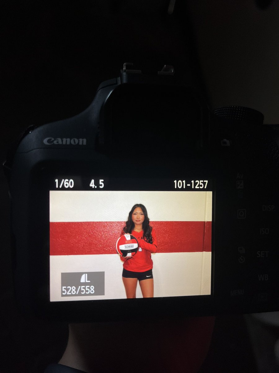 Media day!🏐
Our girls serving in looks as well as on the court. #DHJ #Eagles🦅🏐