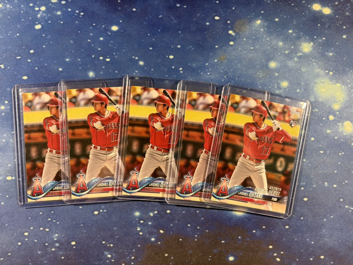 #StackEmUpSale

Ohtani Rookie Debuts - 5 available 

$40 each!

Stacking through tonight!
See pinned tweet for info!
