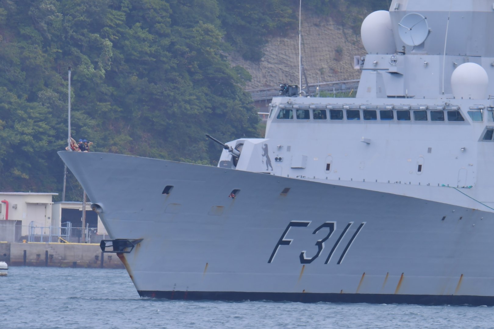ノルウェー海軍 ロアールアムンセン 乗員用パッチ ノルウェー王国海軍 フリゲート艦 ロアール・アムンセン横須賀