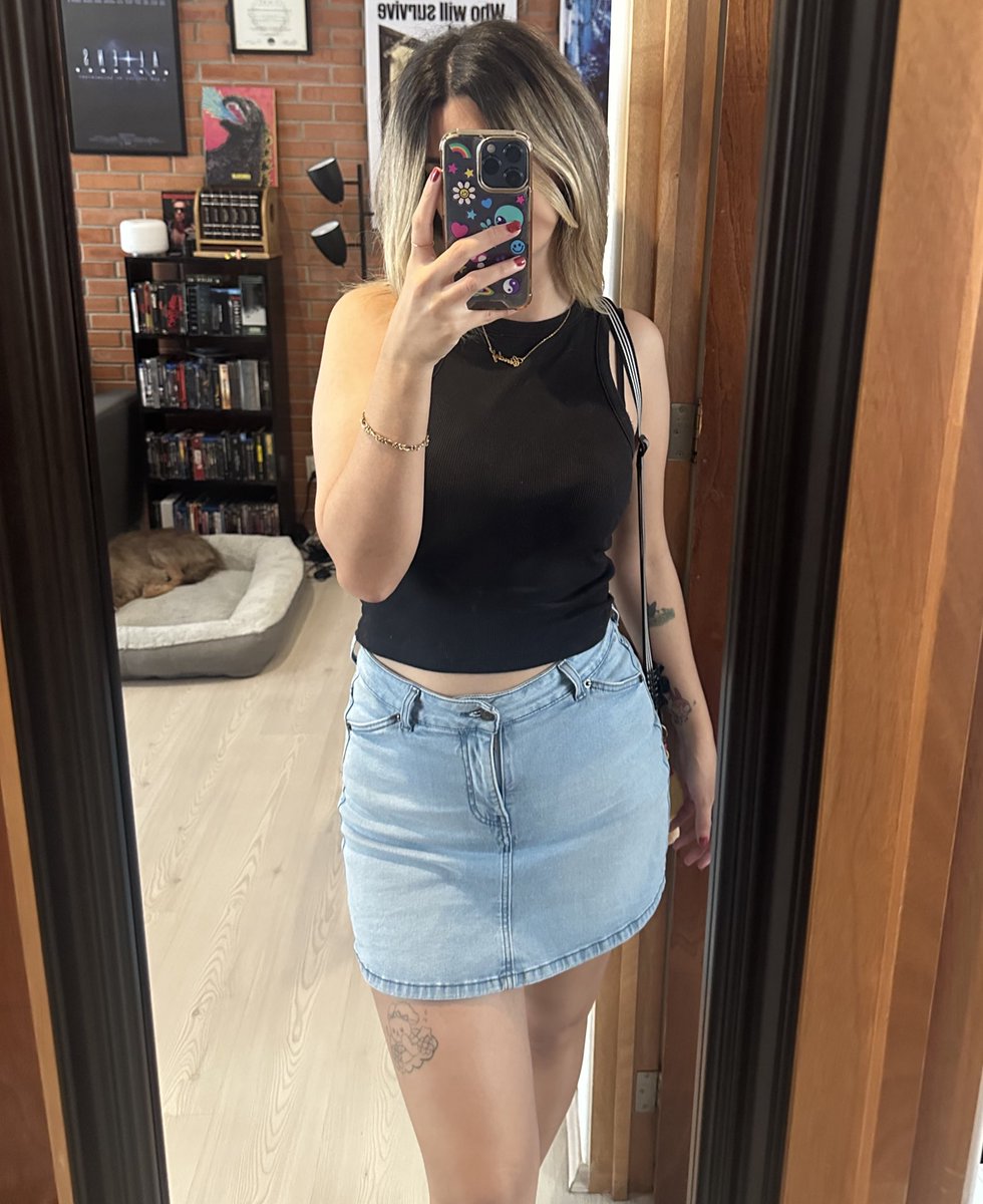 Stream a las 7pm 💕 twitch.tv/cindychaps