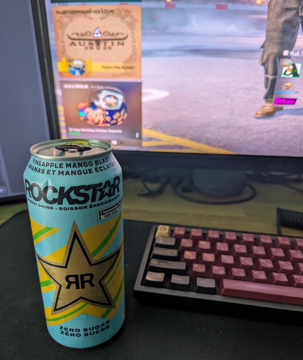 plex_csgo's tweet image. what bev you guys drinking before jumping into queue?