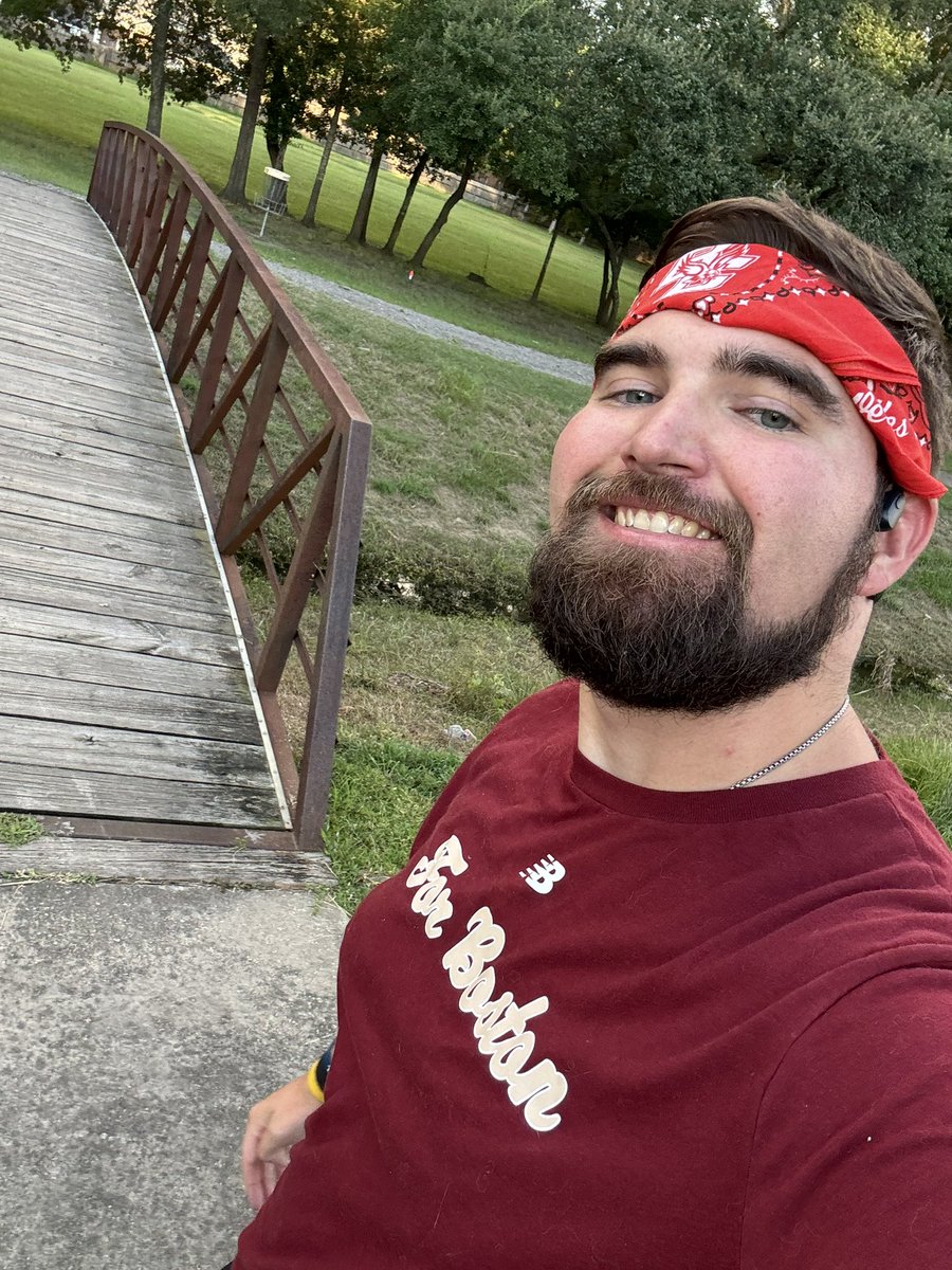 JML_ACC's tweet photo. Today’s cardio workout fit is:
For Boston & For Welles
#BCtakeover https://t.co/PZ4RKUuTNo