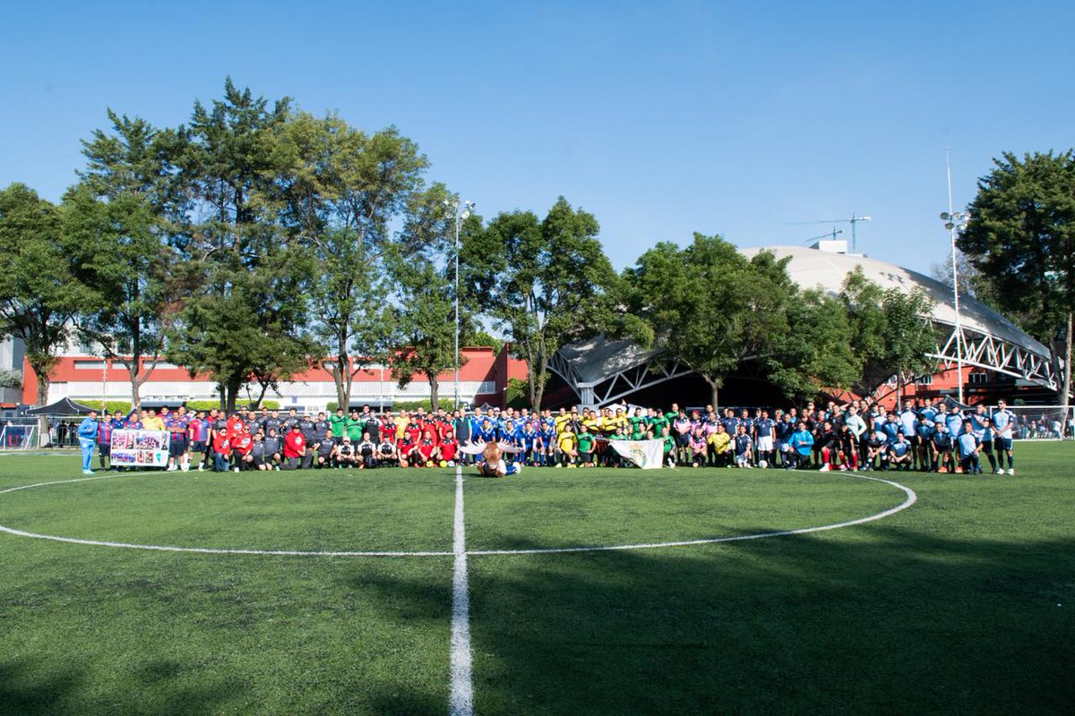Lorenzo Fernández Alonso (@lorenzofalonso) on Twitter photo El deporte fortalece el trabajo en equipo, la disciplina y la comunidad que tanto valoramos en <a href="/ipade/">IPADE BusinessSchool</a>.
La Copa IPADE 2025 fue un espacio para convivir, aprender y estrechar lazos. ¡Felicidades a quienes participaron con entusiasmo y actitud positiva en este torneo inolvidable! El deporte fortalece el trabajo en equipo, la disciplina y la comunidad que tanto valoramos en <a href="/ipade/">IPADE BusinessSchool</a>.
La Copa IPADE 2025 fue un espacio para convivir, aprender y estrechar lazos. ¡Felicidades a quienes participaron con entusiasmo y actitud positiva en este torneo inolvidable!
