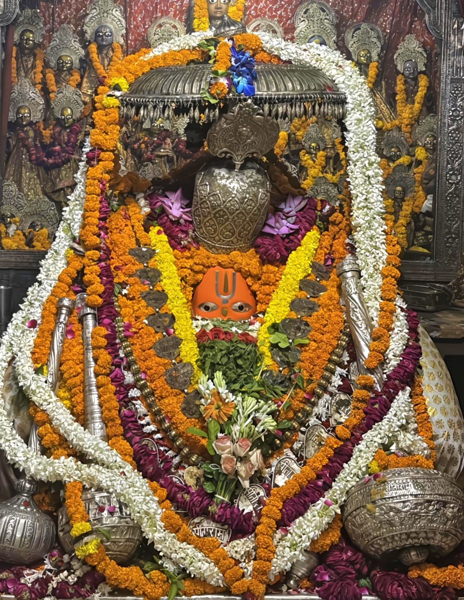 vikasshuklaSLN's tweet image. अयोध्या धाम से श्री हनुमान जी महाराज का भव्य दर्शन करिए आप सभी !!
जय श्री हनुमान जी महाराज 🙏🙏
#oprationsindoor