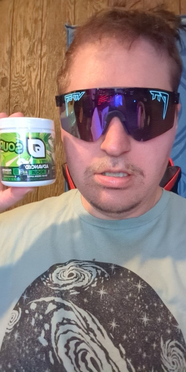 realooze's tweet photo. Advanced GG out of my mind. Thanks @Autotech327  and @ADVANCEDgg for code Auto10 https://t.co/lsGvveo96A
