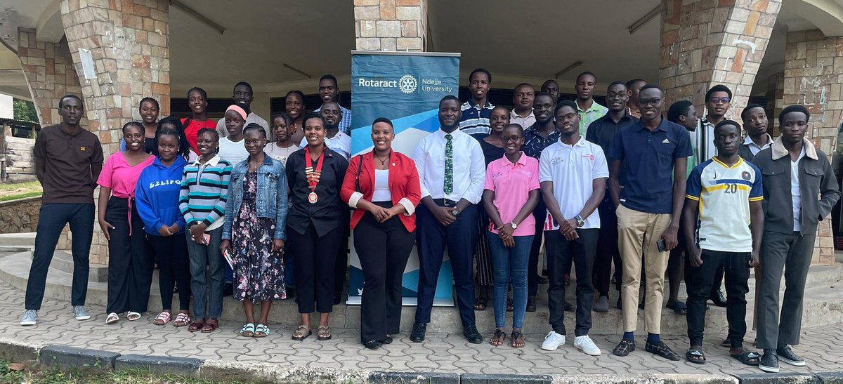 Mondays are for Rotaract in Ndejje 😊
We had the ADRR, Christine Nangobi visit us. It was an amazing fellowship where we had a systems check😉.
To the first of so many more fellowships👏
#ADRRVisit 
#RotaractNdejje
#RotaractDistrict9213
#ServiceAboveSelf
#UniteForGood