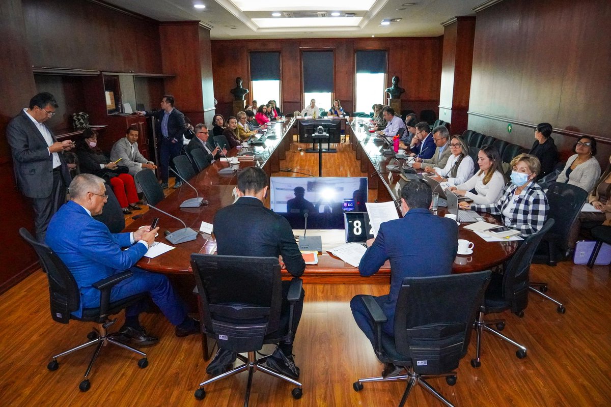 JorgeEmilioRey's tweet image. El Consejo de Política Social se encarga de planificar, orientar y evaluar la ejecución de las políticas, programas y proyectos sociales en el departamento. Es el espacio donde la institucionalidad y la sociedad civil se encuentran para reflexionar y analizar las apuestas que