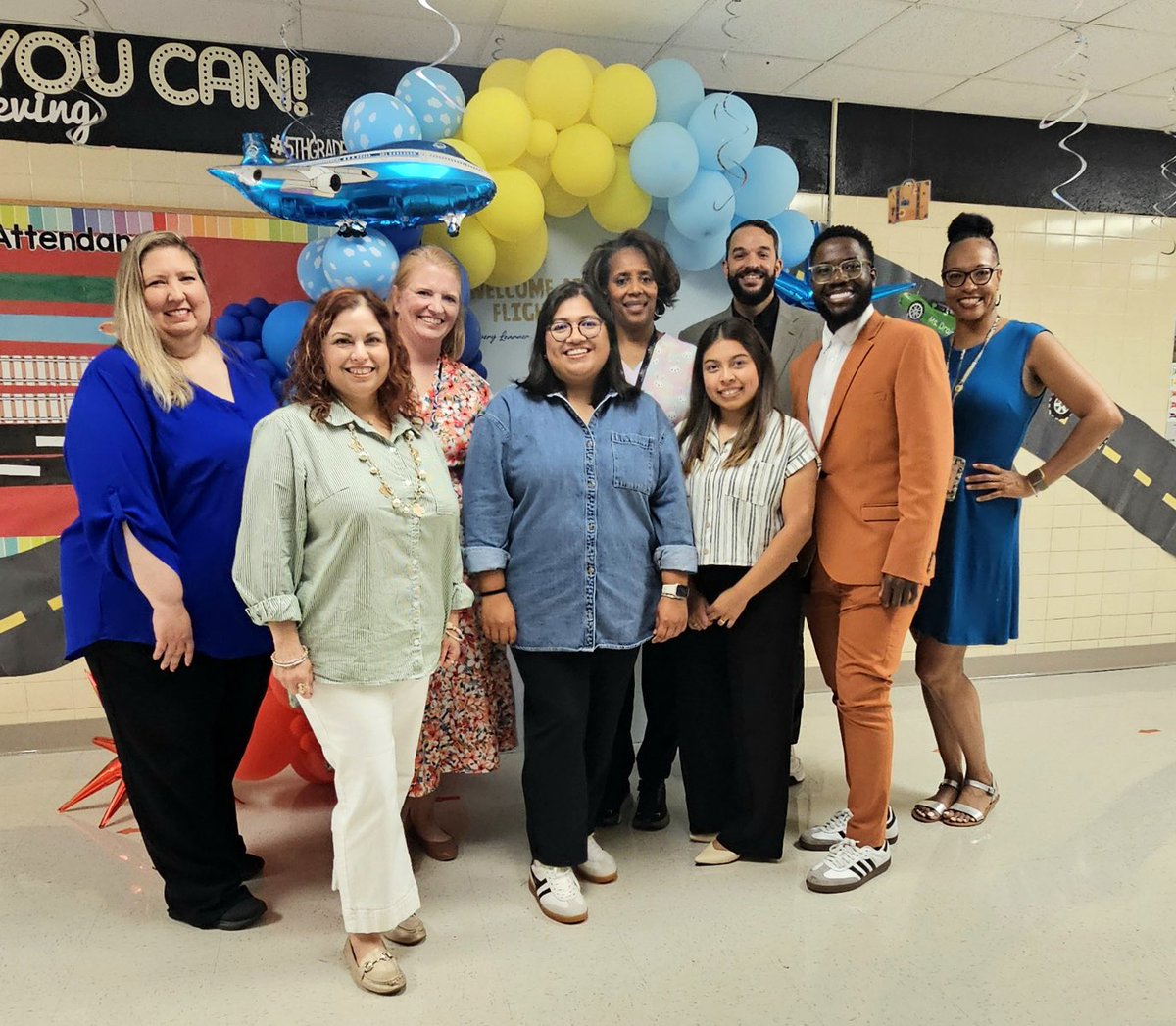 martinezs1_'s tweet image. First day of school at @BES_Cowboys 🎉 So excited to be back and ready for an amazing year ahead! 💙💛📚

#BradfieldsBest #GISD