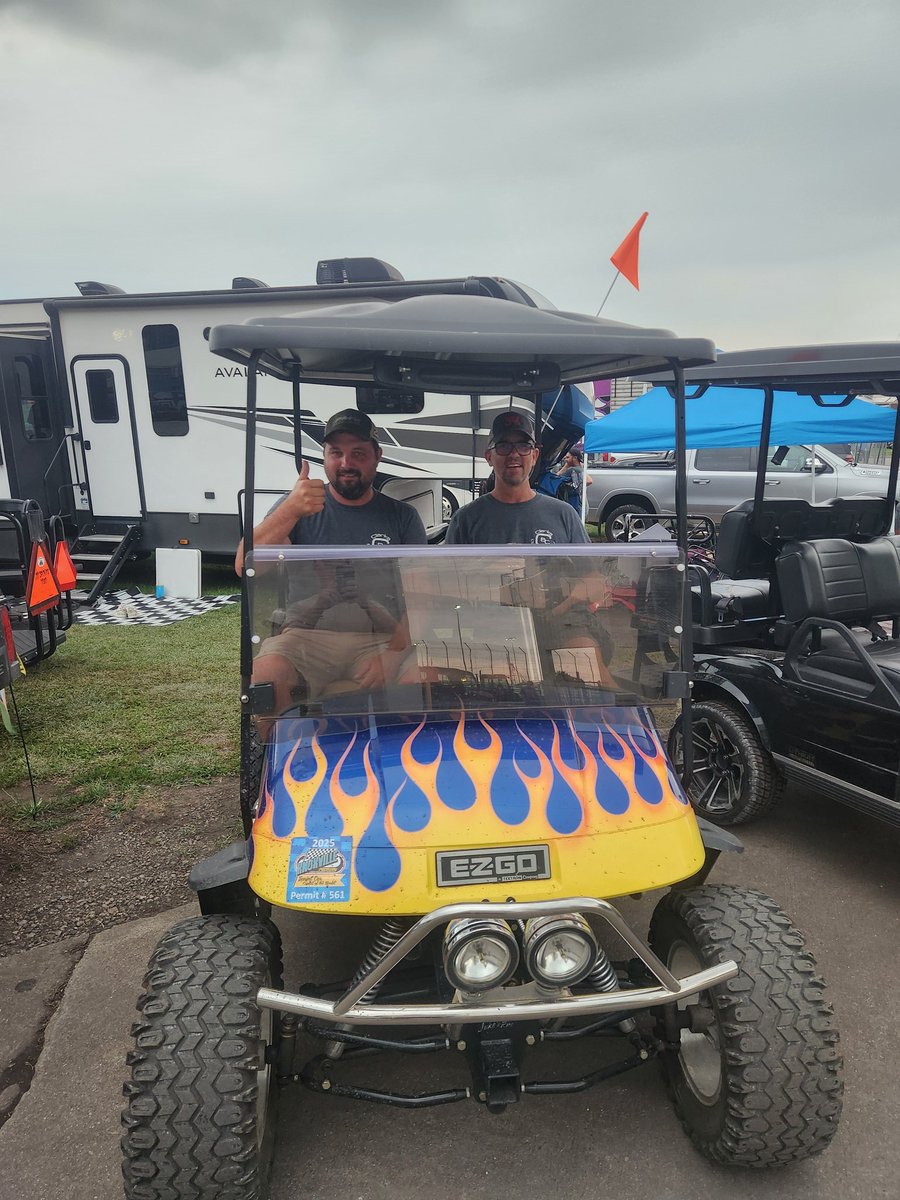 CGrause's tweet photo. Annual photo with @RealPaulMcMahan at the Nationals! @knoxvilleraces @clarksbrewcrew https://t.co/lbJ6dkTdw2