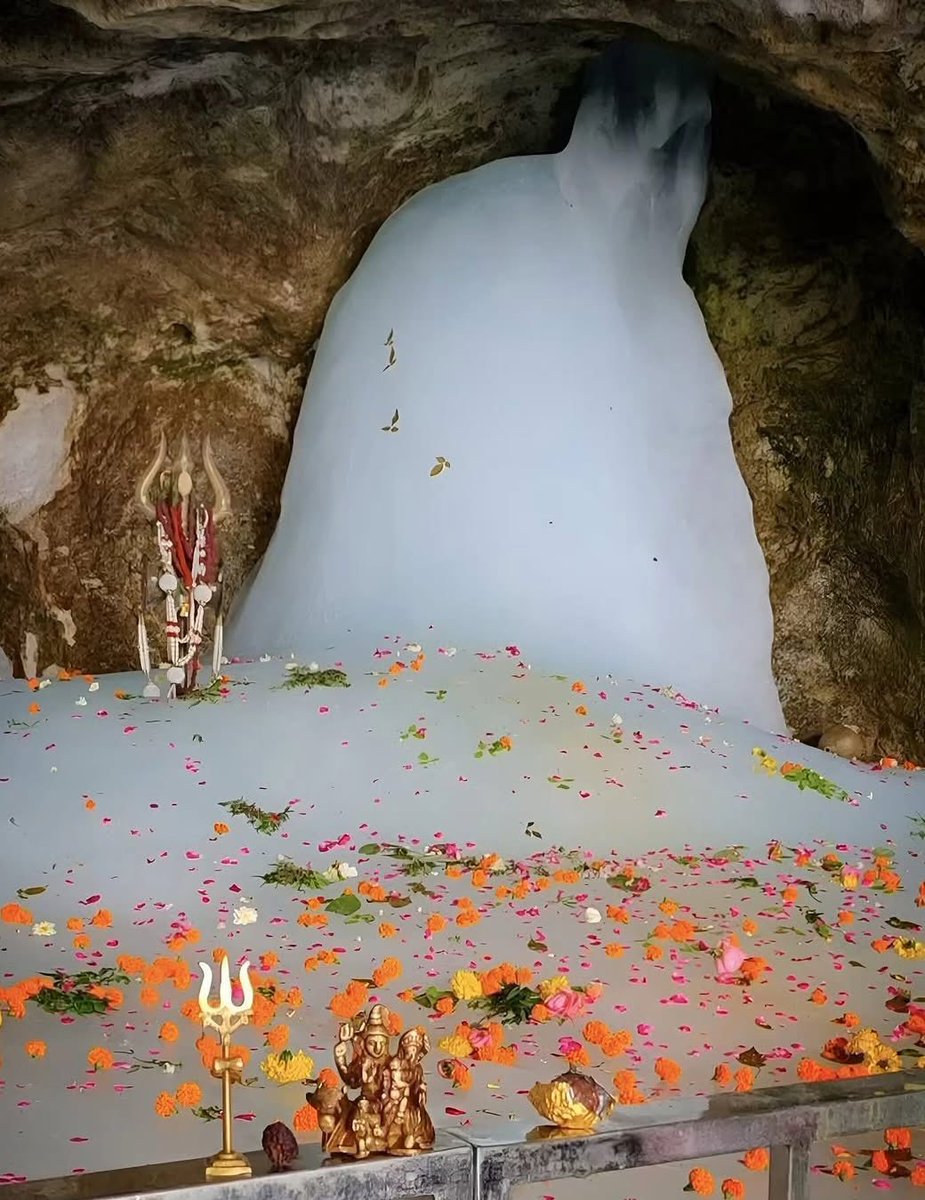 Divya darshan of Baba Amarnath Barfani