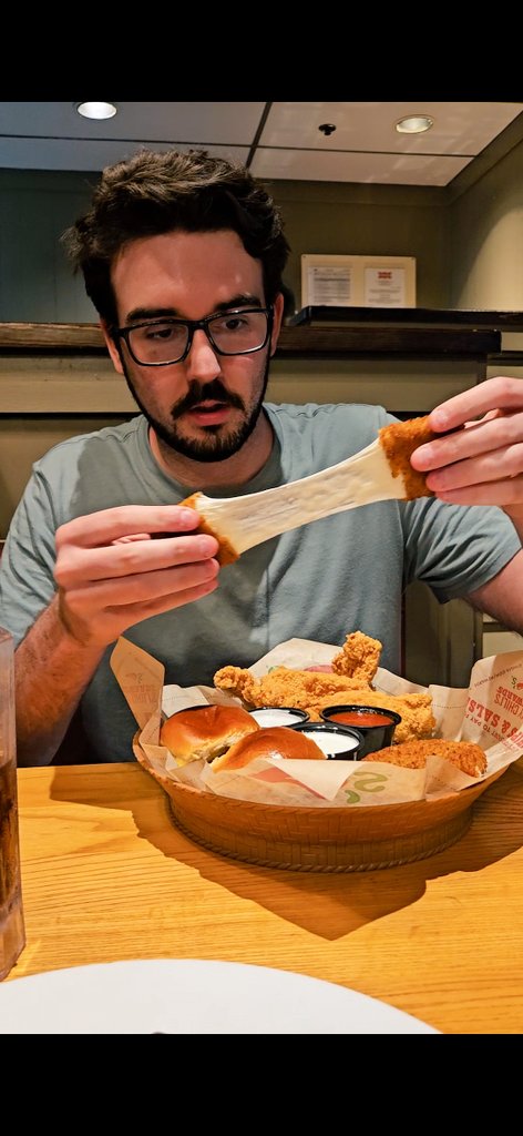 Eric Estepp tweet media