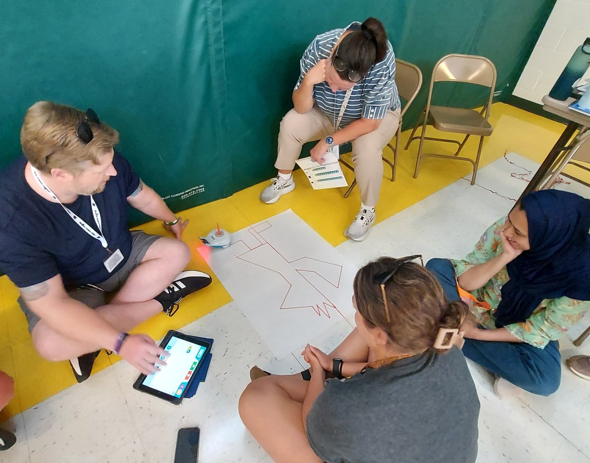 Mrs. Martin tweet media