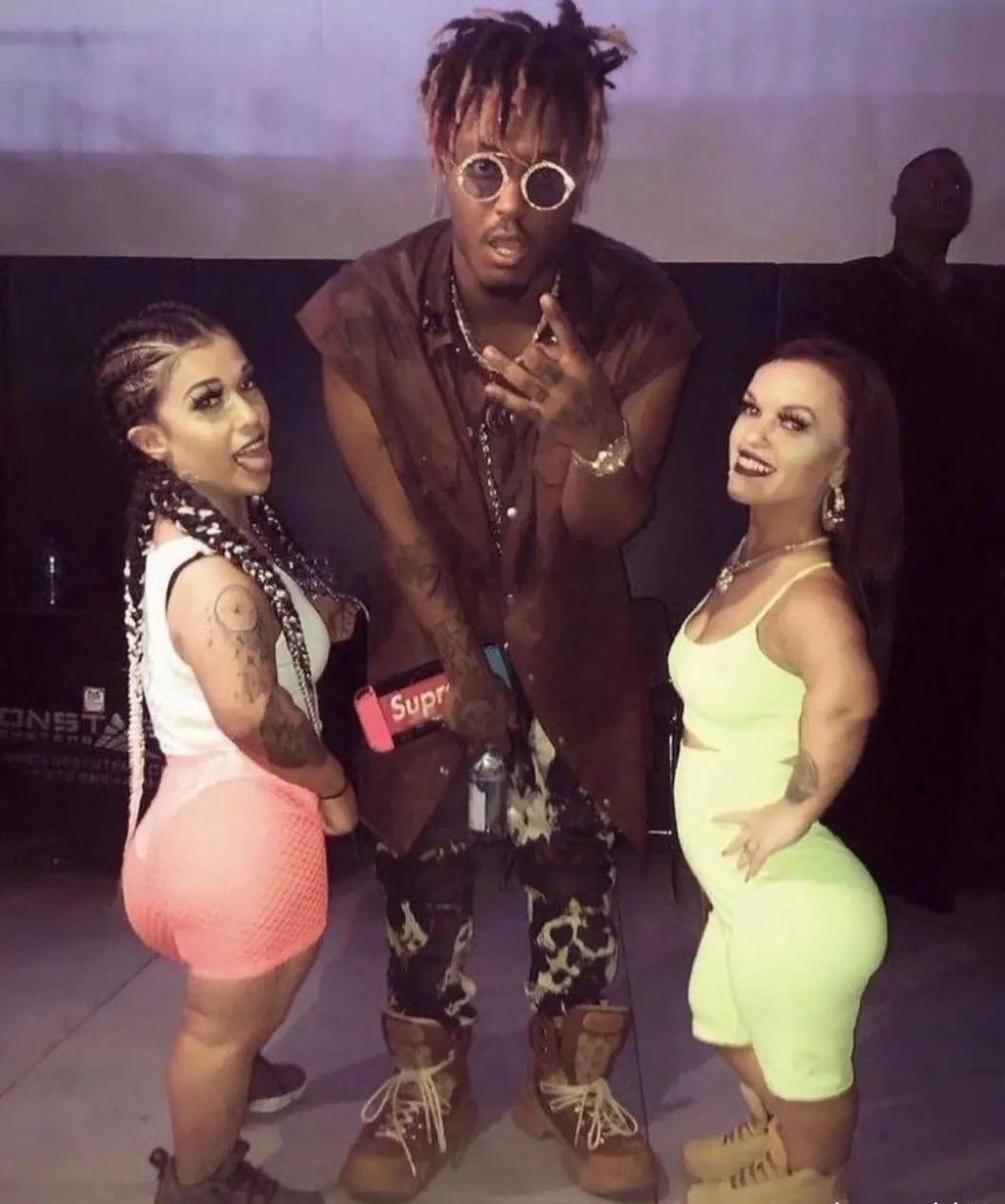 AntraxNeedsCMW's tweet photo. Grade A Was on some freaky shi😭😭 https://t.co/cCQYe3Xu4j