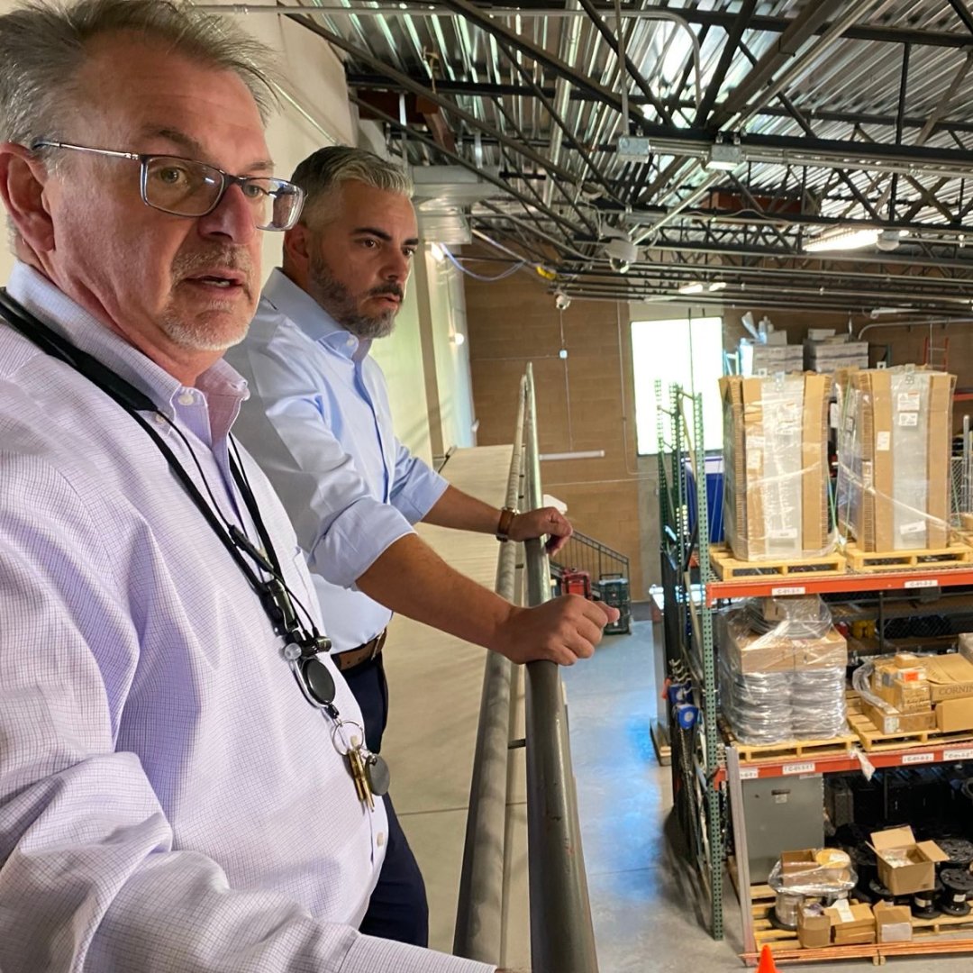 RepCiscomani's tweet photo. I toured S&amp;K Security Group’s Systems Integration Lab in Marana where @CBP tests technology to stop smuggling, illegal migration, &amp; human trafficking. Their work keeps agents equipped, communities safe, and creates jobs here in Southern AZ. All good things for our country! https://t.co/7DCfGYkMJG
