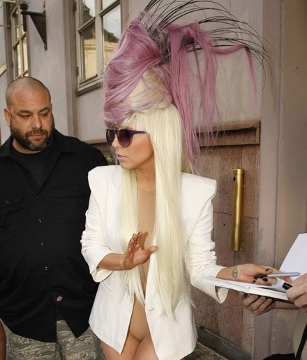 nobody was touching them when it came to the wigs!!
