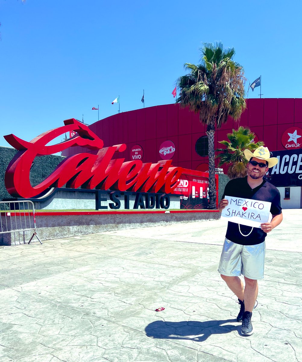 Bienvenida a tu 2da Casa #Mexico 🇲🇽❤️<a href="/shakira/">Shakira</a> Tijuana esta lista! Para recibir el #LMYNLWorldTour #lmynlworldtourtijuana  <a href="/ShakiraRNR/">Shakira Rock N Rules Fan Club</a> <a href="/ShakiraMedia/">ShakiraMedia</a> <a href="/ShakiraUnited/">Shakira United Fan Club</a> <a href="/sweetycary/">ShakiraBarranquilla (España)</a> #shakira🐺💎🤠 #shakira