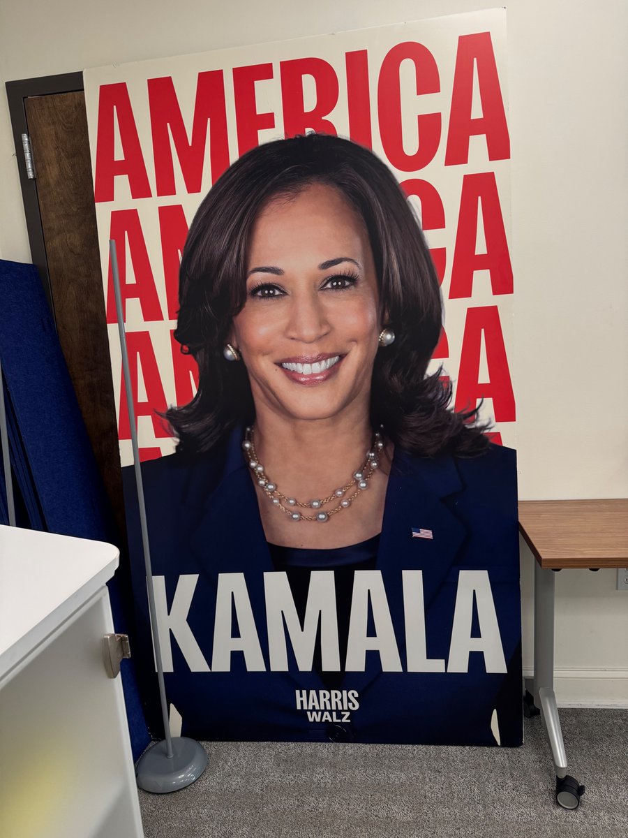 Keneshia Grant, Ph.D. (@keneshiagrant) on Twitter photo I was organizing a room on campus for our 1st year orientation tomorrow, and stumbled on this... Didn't we almost have it all? I was organizing a room on campus for our 1st year orientation tomorrow, and stumbled on this... Didn't we almost have it all?