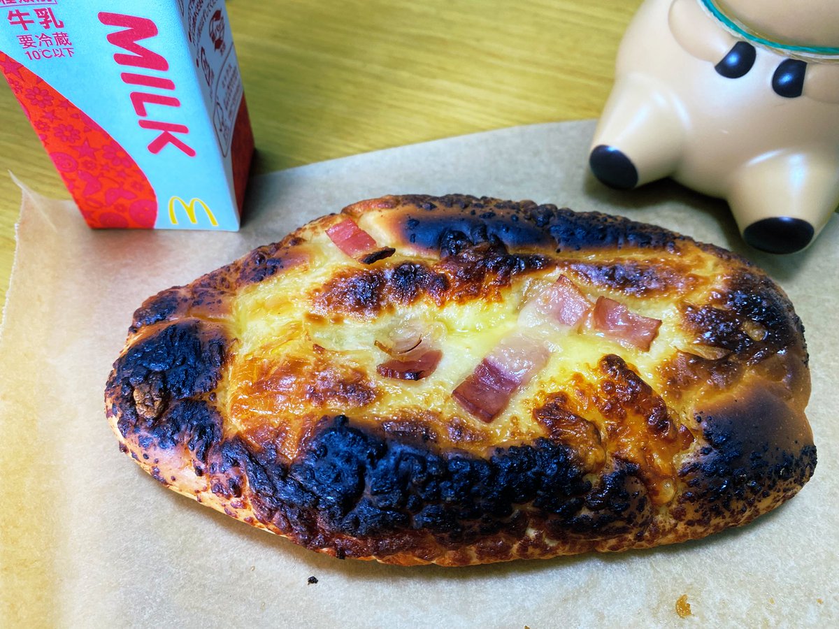 丸焦げパン – Søg / X