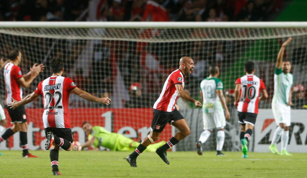 especiepincha's tweet image. #EDLP el aura que me da #JSV para las noches de copas 🏆🦁💪🇦🇹❤️ #CONMEBOLLibertadores