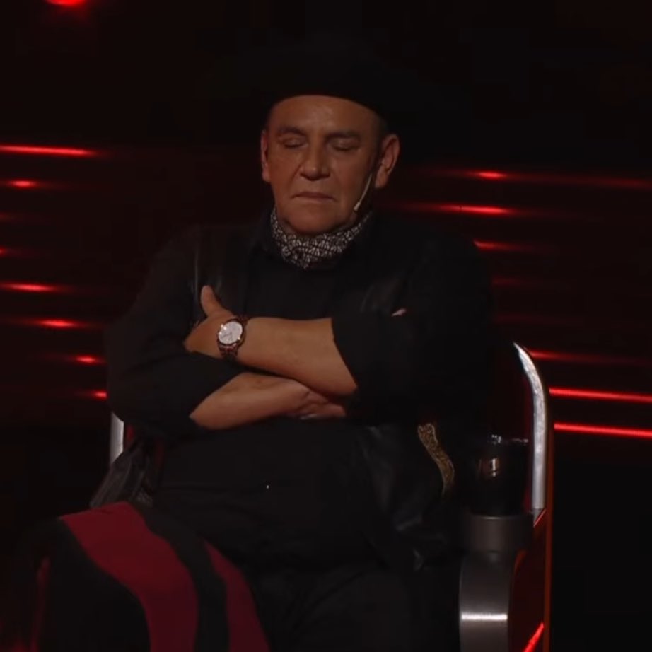 Aye_________len's tweet photo. Yo en mí primer día de cursada 
#LaVozArgentina https://t.co/YMcEWdgb8h