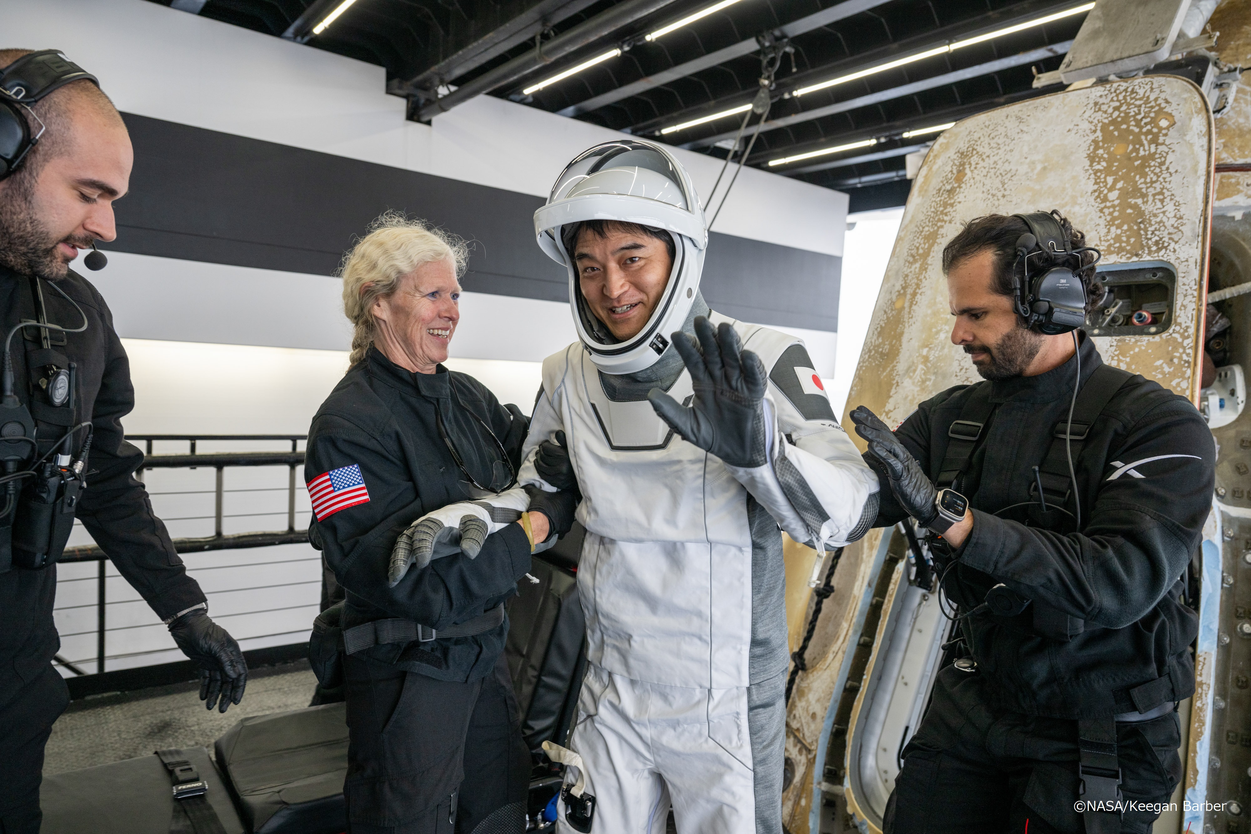 メシアの宇宙会議リーディング メシアの宇宙会議リーディング・近未来地球の運命を紹介する