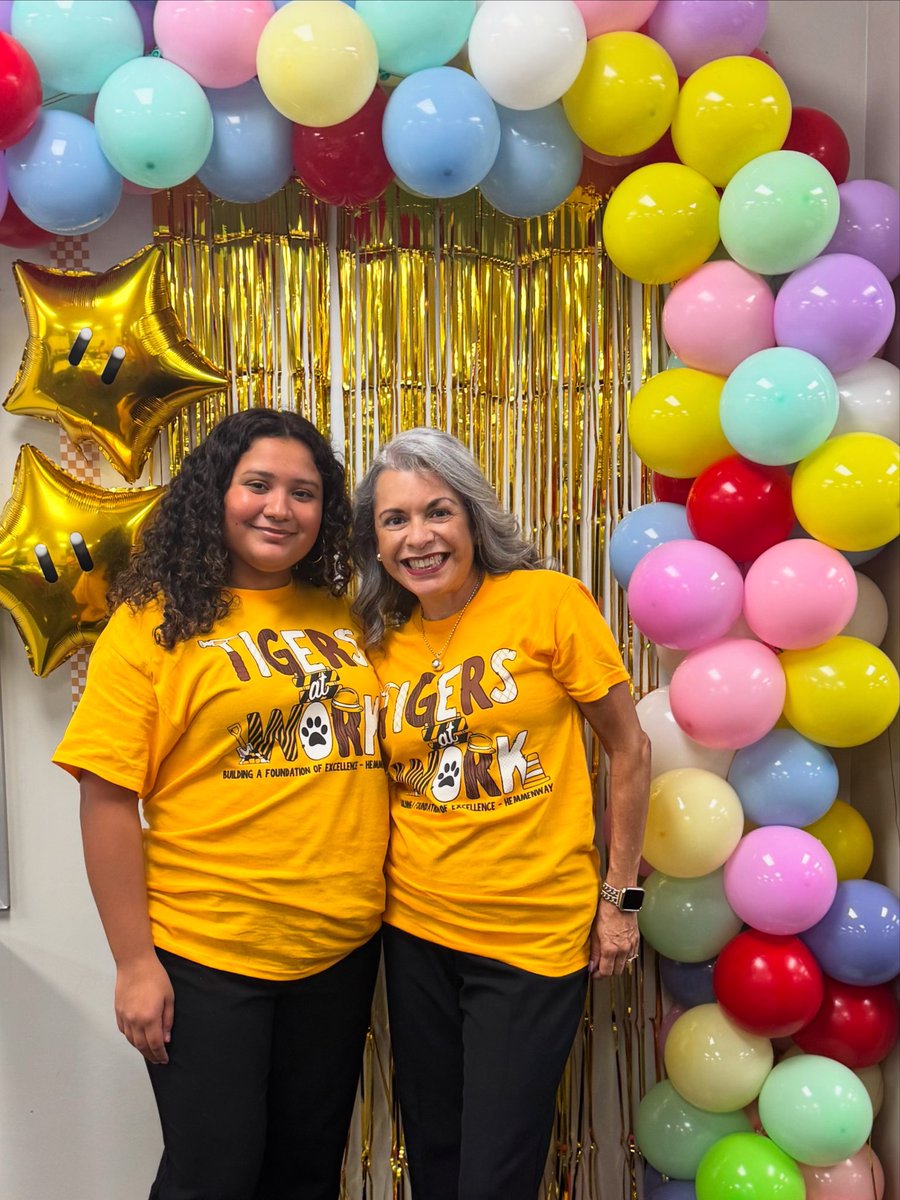 Beatriz Mendoza (@msmendoza6) on Twitter photo So happy to be working with Ms.Salinas. So excited to be collaborating and combining her new tricks with my old tricks to make our students super successful. #thirdgradeteacher #fourthgradeteacher #happyteachers #winnermentallity #newschoolyear <a href="/HemmenwayStreak/">Hemmenway Elementary</a> So happy to be working with Ms.Salinas. So excited to be collaborating and combining her new tricks with my old tricks to make our students super successful. #thirdgradeteacher #fourthgradeteacher #happyteachers #winnermentallity #newschoolyear <a href="/HemmenwayStreak/">Hemmenway Elementary</a>