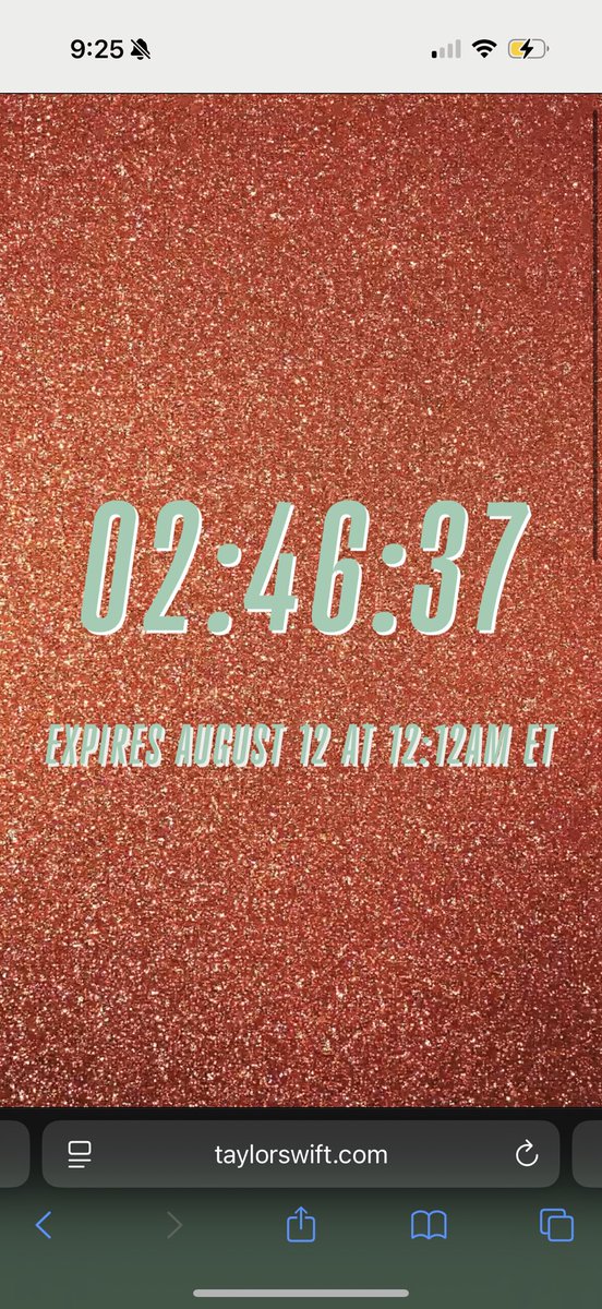 hard2sleepp's tweet image. WTF TAYLOR I HAVE TO GO TO BED
