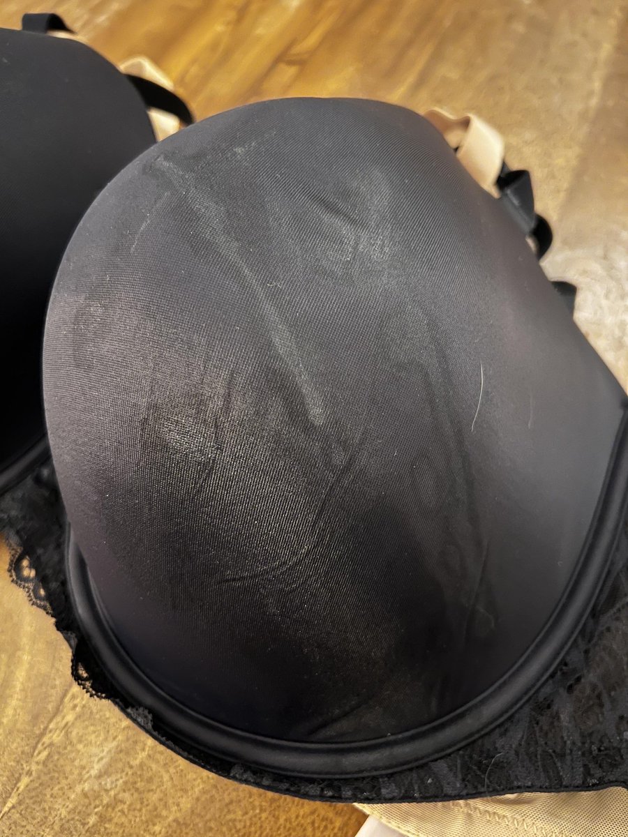 Girl sexy bra 18k tweet media