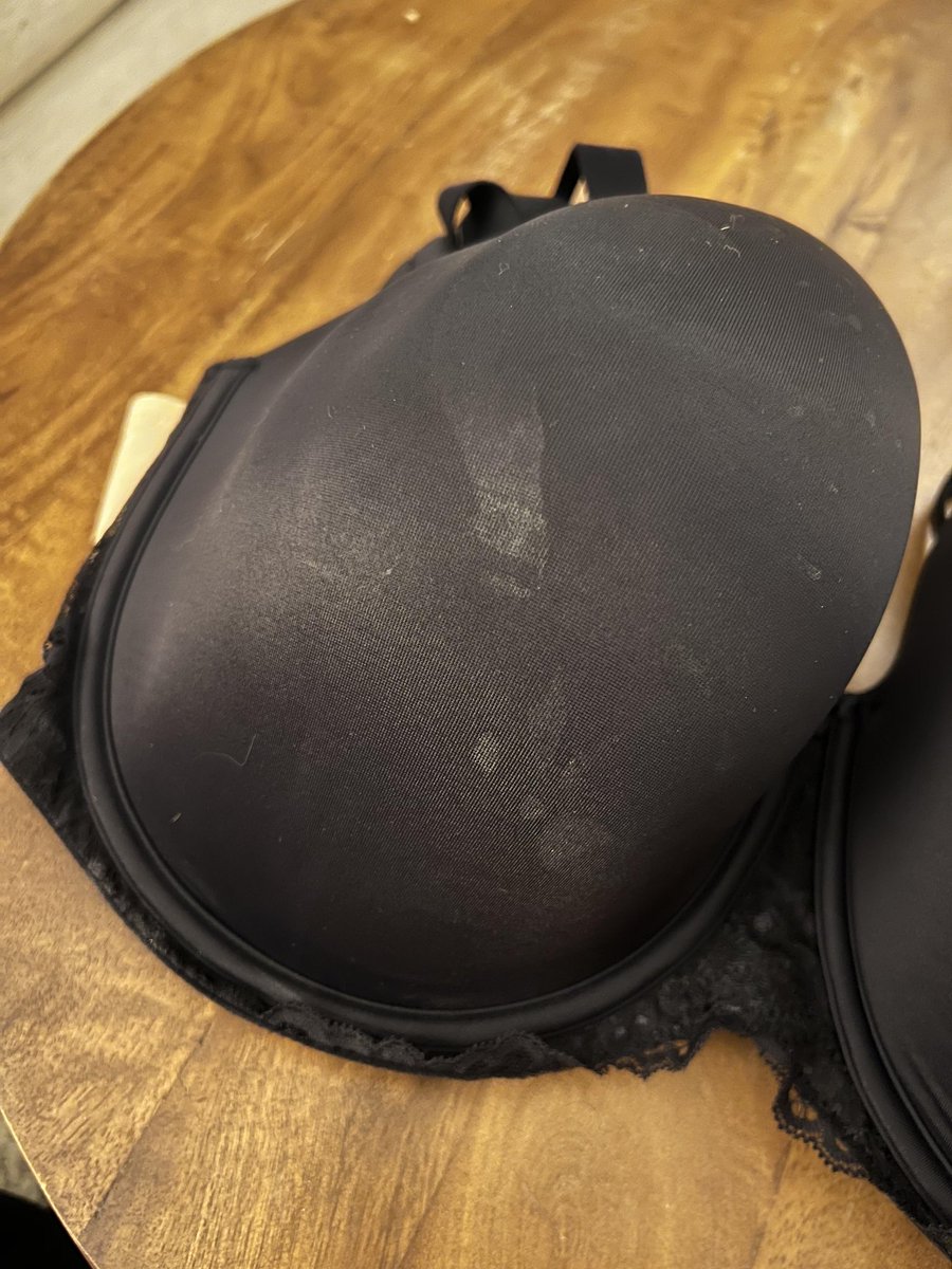 Girl sexy bra 18k tweet media