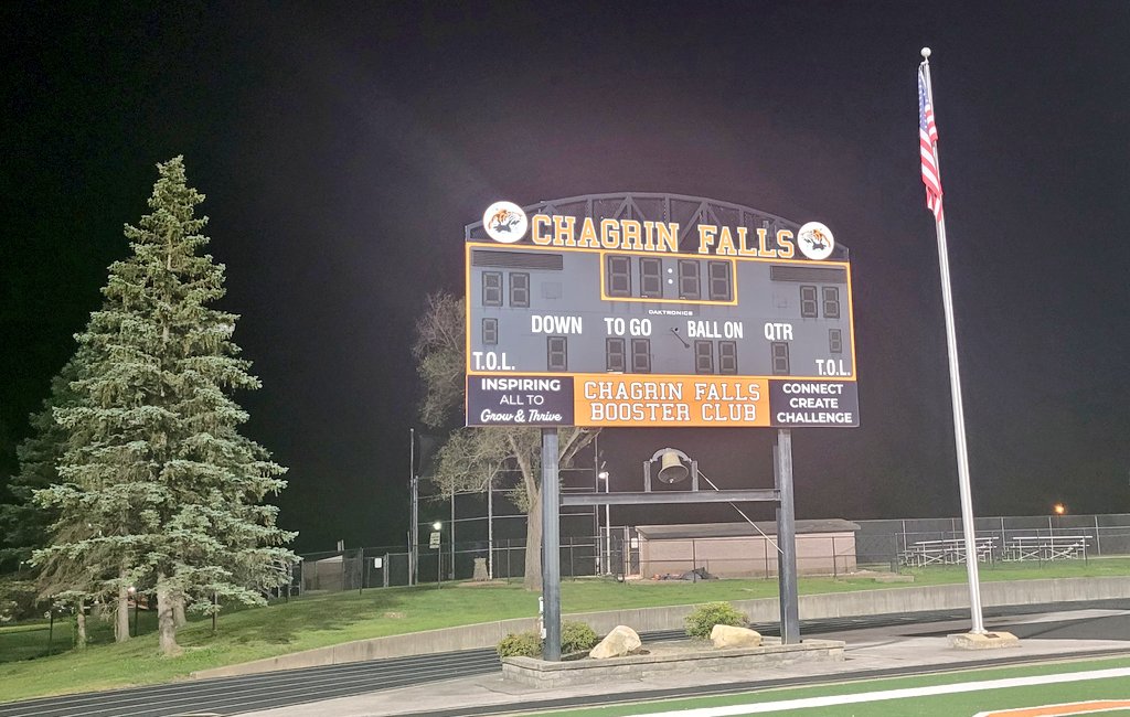 🏈  Stop 7, concluding the day at Chagrin Falls 
6-5 a year ago, Tigers have some encouraging building blocks with QB Jacob Kay, LB Cole Kramer &amp; more back in the fold
Work to do on the lines, but Tigers should be a solid squad again
Thanks to John &amp; his guys as always