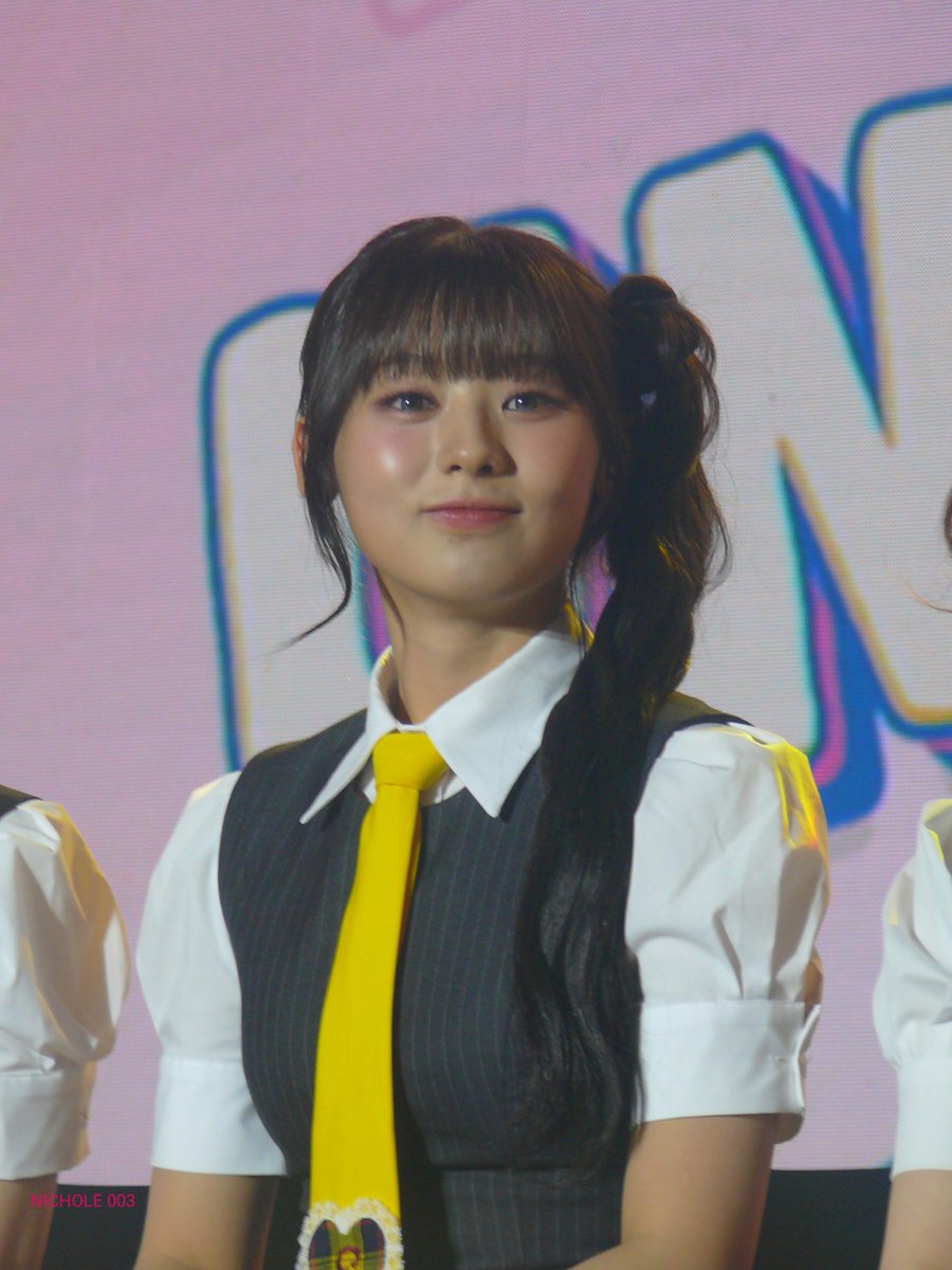 Usagi_Kurai's tweet image. 20250810 - Hyeonju
Wow, your sparkling eyes and your smiles... 💞💞💞🐿

#UNIS #유니스 #JINHYEONJU #HYEONJU #진현주