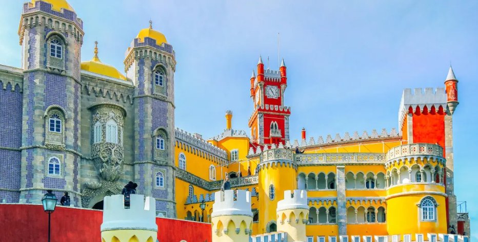 BCardno's tweet photo. #poetry #poem

A fairy-tale castle 

A 
fairy-tale
castle 
for 
a 
princess 
to 
indulge 
in 
lovely 
daydreams 
about 
her 
prince 
charming 
is 
the 
Pena 
Palace, 
a 
colorful, 
intricate, 
ornate 
showpiece 
of 
a 
blend 
of 
architectural 
styles, 
which 
embodies
the https://t.co/oCLGXkkxwB