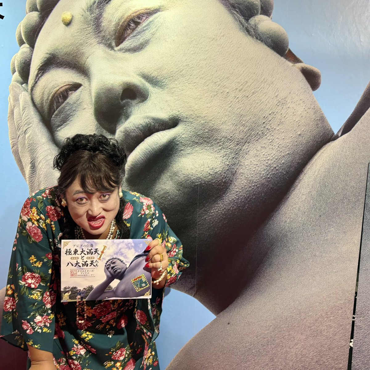 クリエイティブ物販情報！／ 胸やけしてますか？ 会場は土日祝日より