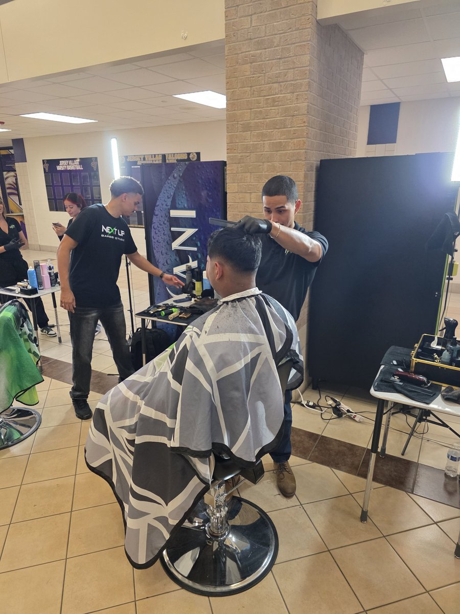 Thanks to former <a href="/JerseyVillageHS/">Jersey Village HS</a> Falcon, Erik Isu of NXT Studio for providing haircuts and backpacks for our students.   Giving back to help our Falcons start high school with a success mindset!  #lovemyvillage