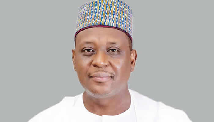 MobilePunch's tweet photo. 𝐅𝐆 𝐩𝐥𝐚𝐧𝐬 𝐢𝐧𝐜𝐫𝐞𝐚𝐬𝐞𝐝 𝐡𝐞𝐚𝐥𝐭𝐡 𝐟𝐮𝐧𝐝𝐢𝐧𝐠 𝐭𝐨 𝐜𝐮𝐬𝐡𝐢𝐨𝐧 𝐟𝐨𝐫𝐞𝐢𝐠𝐧 𝐚𝐢𝐝 𝐜𝐮𝐭

https://t.co/WtZOXWPz4Y https://t.co/EDftMGMZuo