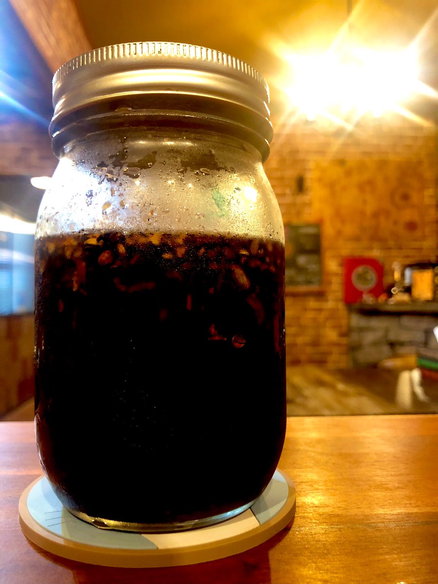 先日クラフトコーラを作ってみました☺️配合楽しいです
#クラフトコーラ 
#スパイスダンジョン