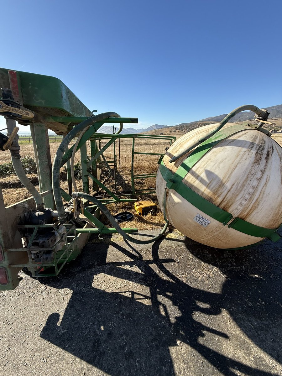 CHRIS in the Concierge Lounge tweet media