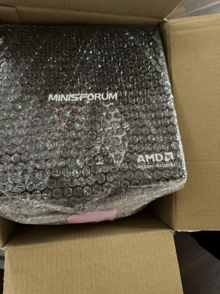 依頼の件が到着しました！今日の作業予定は―― 1.小型PCの修理 2.2080Ti