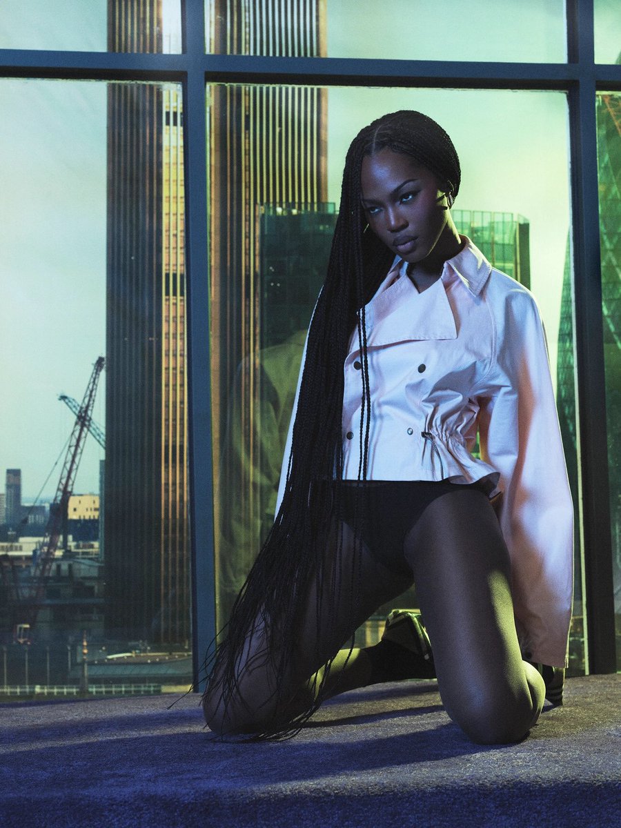 scrptralreading's tweet photo. Quen Blackwell for Paper Magazine https://t.co/NYamTfw11l