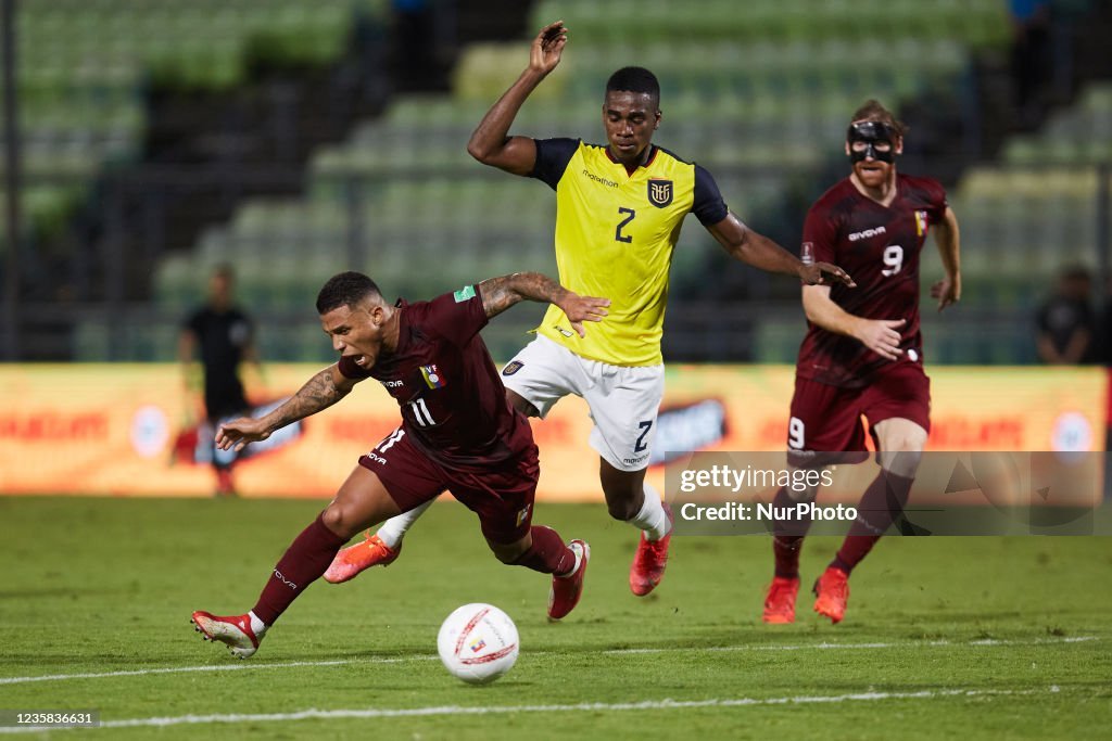 Jornada 13 del Torneo Clausura de la Liga FUTVE. 
Caracas FC vs UCV FC.

🤝

La Vinotinto entre 2019 y 2020
